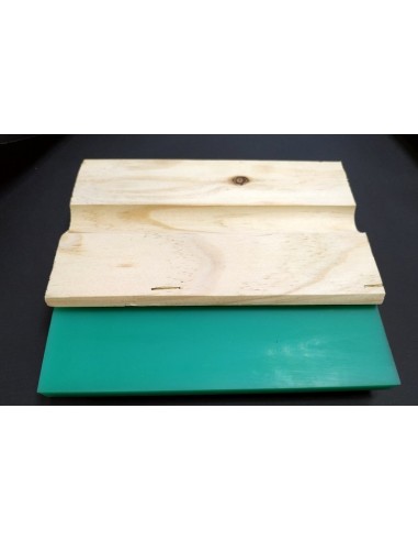 Rasqueta Madera 15 cm.